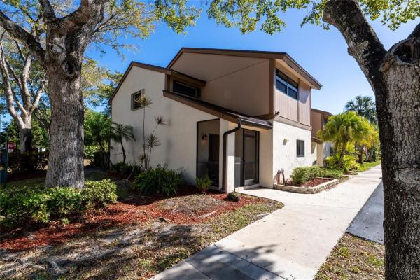 Golden Raintree 3, 4630 NW 30th St #4630, Coconut Creek, Florida 33063, image 1