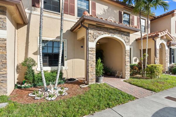 Bonterra, 9419 W 32nd Ln #9419, Hialeah, Florida 33018, image 1