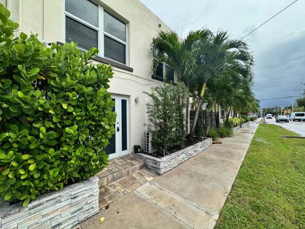 Colee Hammock, 1501 SE 2nd Ct Unit 7 #7, Fort Lauderdale, Florida 33301, image 1