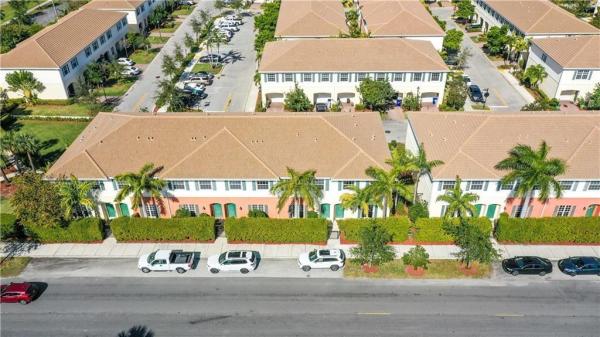 Orchid Grove, 284 SW 7th Ct #284, Pompano Beach, Florida 33060, image 1