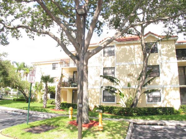 Grand Marquis, 10121 W Sunrise Blvd #302, Plantation, Florida 33322, image 1