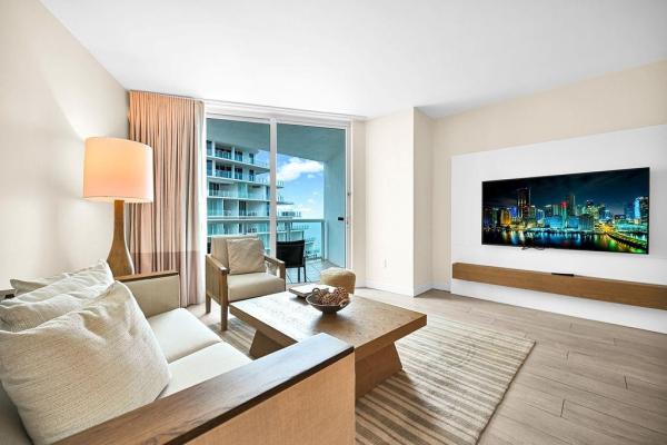 The Q Club Resort & Residences, 505 N Fort Lauderdale Beach Blvd #2006, Fort Lauderdale, Florida 33304, image 1