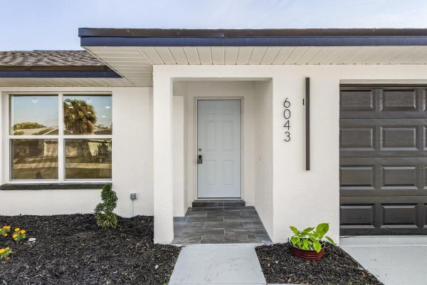 Island Park Woodlands, 6043 Birnam Wood Ln, Fort Myers, Florida 33908, image 1