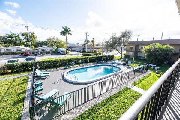 Florida Apartments, 1401 NE 17th Ct #206, Fort Lauderdale, Florida 33305, image 1