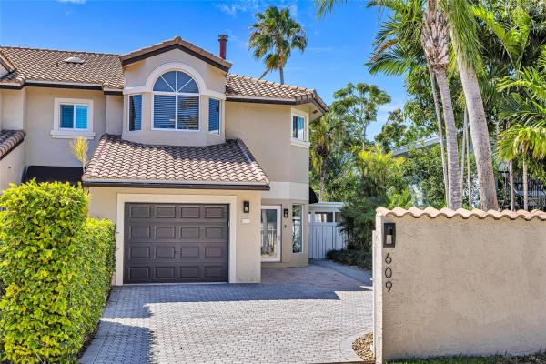 Greens, 609 NE 16th Ter #5, Fort Lauderdale, Florida 33304, image 1