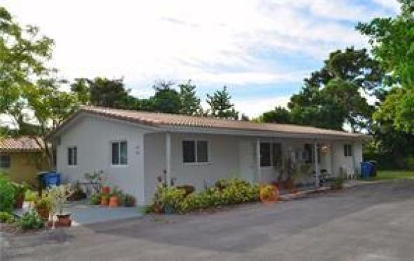 Central Oakland Park, 818 NE 38th St, Oakland Park, Florida 33334, image 1