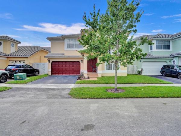 Coral Pointe, 4224 NW 56th Dr, Coconut Creek, Florida 33073, image 1