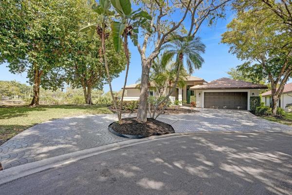 Eagle Point, 2143 Oakland Hills Way, Coral Springs, Florida 33071, image 1