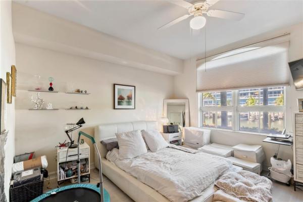 Alaqua, 3001 NE 185th St #111, Aventura, Florida 33180, image 1