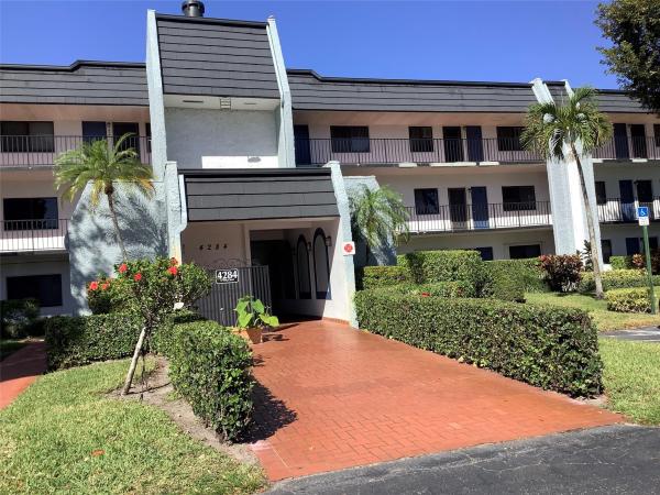 D'Este Court At The Fountains Of Palm Beach, 4284 Deste Dr #203, Lake Worth Beach, Florida 33467, image 1