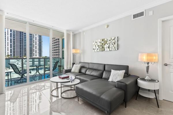 350 Las Olas Place, 350 SE 2nd St #1160, Fort Lauderdale, Florida 33301, image 1