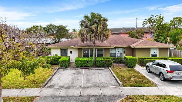 Avondale, 330 #2 Avondale, Pompano Beach, Florida 33060, image 1
