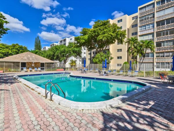Meadowbrook Towers, 1001 NE 14th Ave #303, Hallandale Beach, Florida 33009, image 1