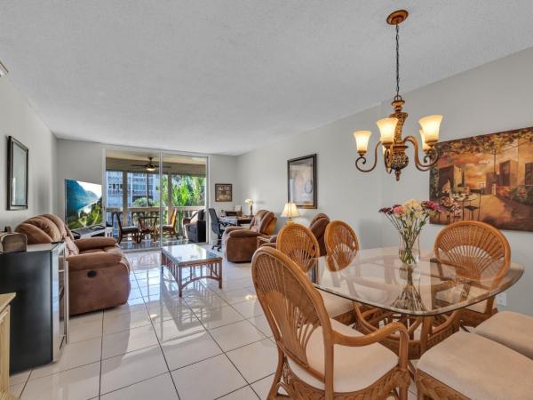 Meadowbrook Towers, 1001 NE 14th Ave #303, Hallandale Beach, Florida 33009, image 2