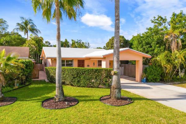 Central Oakland Park, 712 NE 34th Ct, Oakland Park, Florida 33334, image 1
