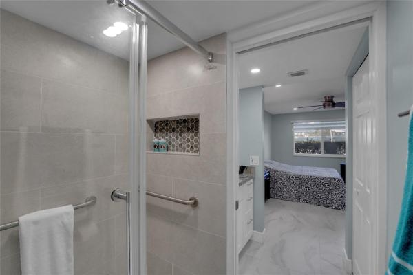 Cambridge At Century Village, 901 SW 128th Ter #106A, Pembroke Pines, Florida 33027, image 1