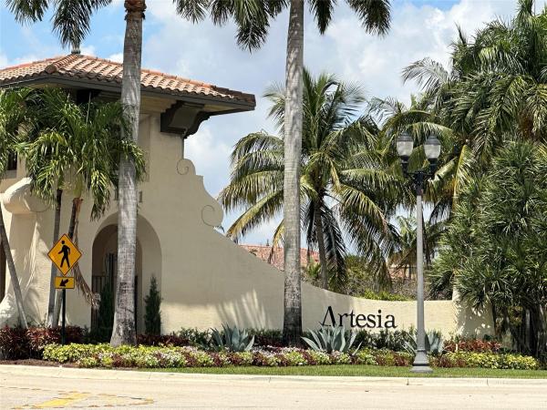 Villa Biarritz, 2900 NW 125th Ave #3-319, Fort Lauderdale, Florida 33323, image 1