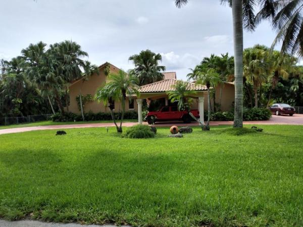 Hialeah Gardens No HOA, 10010 NW 135th St, Hialeah Gardens, Florida 33018, image 1