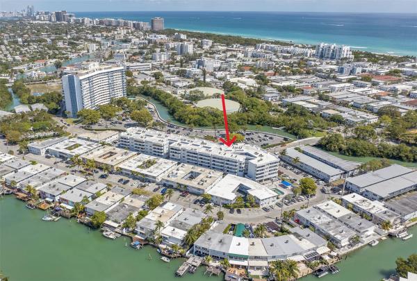 Parkview Plaza, 7300 Wayne Ave #413, Miami Beach, Florida 33141, image 1