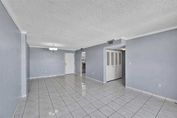 Parkview Plaza, 7300 Wayne Ave #413, Miami Beach, Florida 33141, image 2