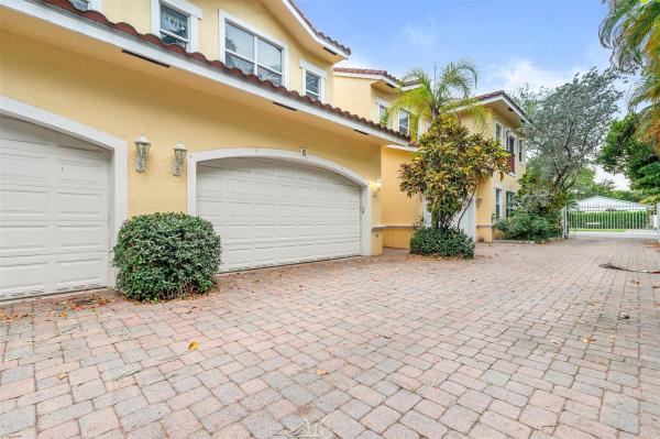 Lake Ridge, 1119 N Victoria Park Rd #7, Fort Lauderdale, Florida 33304, image 1