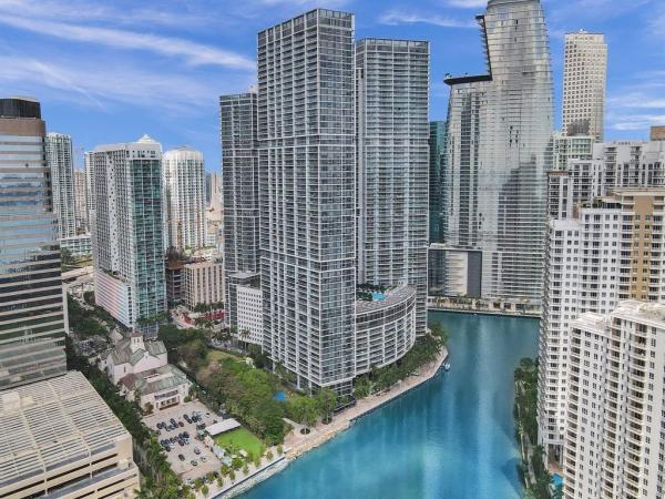 Icon Brickell Tower 1, 465 Brickell Ave #2706, Miami, Florida 33131, image 1