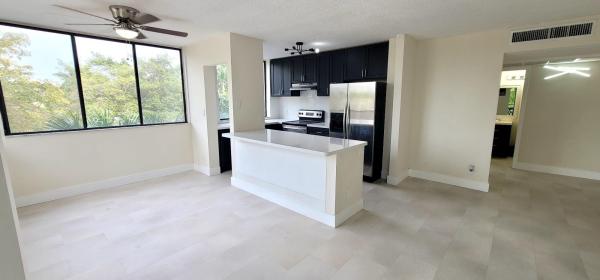 Inverrary Gardens, 4222 Inverrary Blvd #4-209, Lauderhill, Florida 33319, image 1