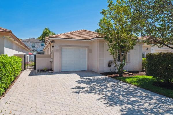 Lakes Of Newport, 214 NW 75th Way, Plantation, Florida 33317, image 1