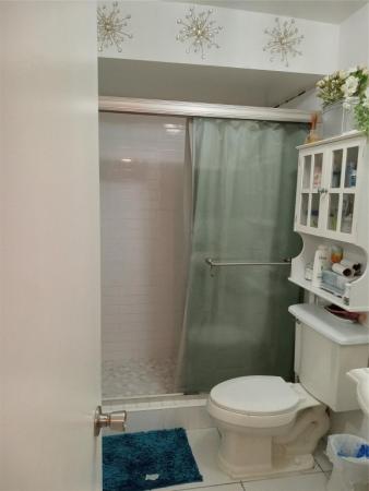 Lauderdale Oaks, 2951 NW 46th Ave #409, Lauderdale Lakes, Florida 33313, image 1