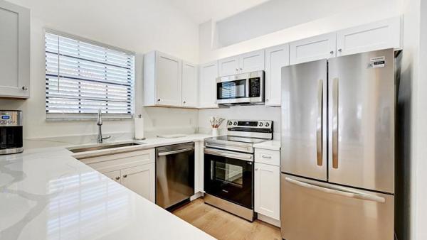 810 Congressional Way #810, Deerfield Beach, Florida 33442, image 1