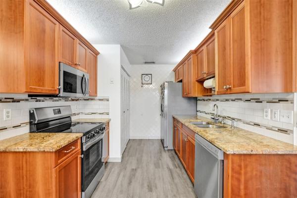 Delray Villas 3, 14711 Edna Way #14711, Delray Beach, Florida 33484, image 1