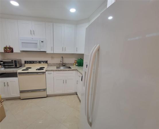 Water Bridge, 5945 Del Lago Cir #105, Sunrise, Florida 33313, image 1