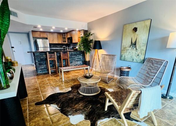 River Manor, 3004 NE 5th Ter #208-C, Wilton Manors, Florida 33334, image 1