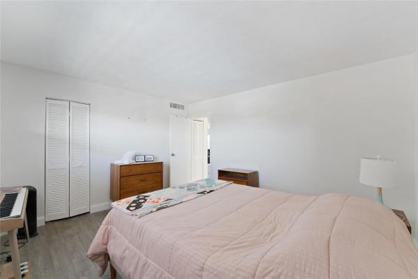 The Falls Of Inverrary, 6100 S Falls Circle Dr #414, Lauderhill, Florida 33319, image 3