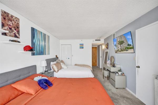 The Grandview Palace, 7601 E Treasure Dr #617, North Bay Village, Florida 33141, image 1