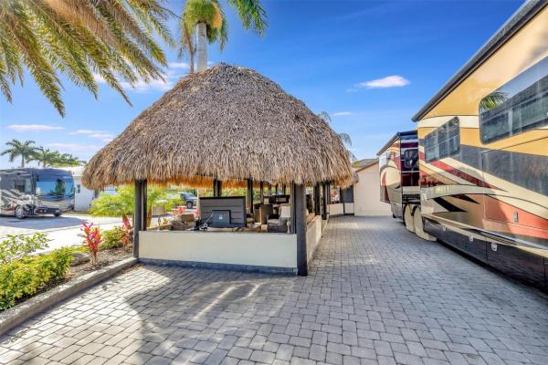 291 N Cortez Dr #291, Pompano Beach, Florida 33068, image 1