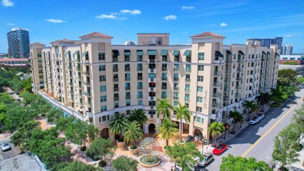 610 Clematis, 610 Clematis St #412, West Palm Beach, Florida 33401, image 1