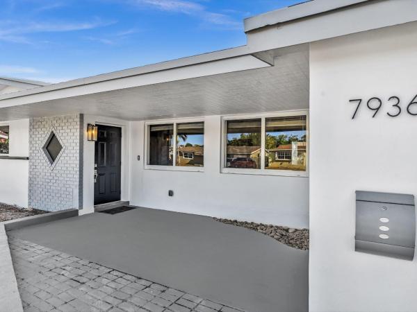 Miramar Tropical, 7936 Tropicana St, Miramar, Florida 33023, image 1