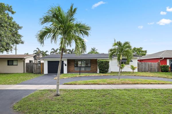 Hollywood Heights, 2005 N Park Rd, Hollywood, Florida 33021, image 1