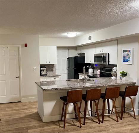 Royal Grand, 2600 N S University Dr #105, Davie, Florida 33328, image 1