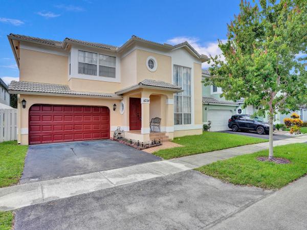 Coral Pointe, 4224 NW 56th Dr, Coconut Creek, Florida 33073, image 1