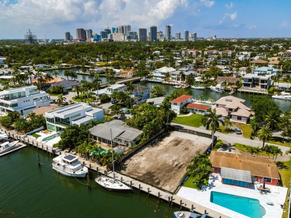 Lauderdale Harbors, 1524 SE 14th St, Fort Lauderdale, Florida 33316, image 1