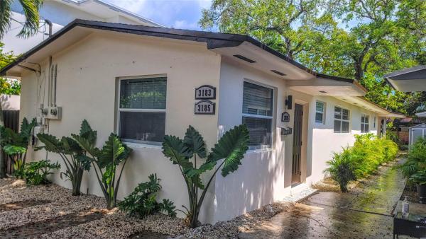 Carters, 3183 Plaza St, Miami, Florida 33133, image 1