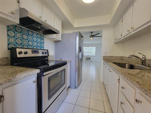 Haven House, 1050 E Sample Rd #203, Pompano Beach, Florida 33064, image 1