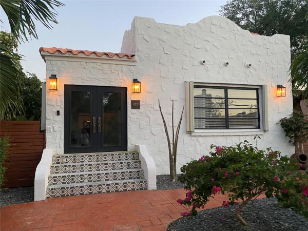Croissant Park, 322 SW 20th St, Fort Lauderdale, Florida 33315, image 1