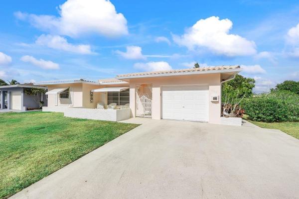 Mainlands Of Tamarac Lakes, 6015 NW 67th Ter, Tamarac, Florida 33321, image 1