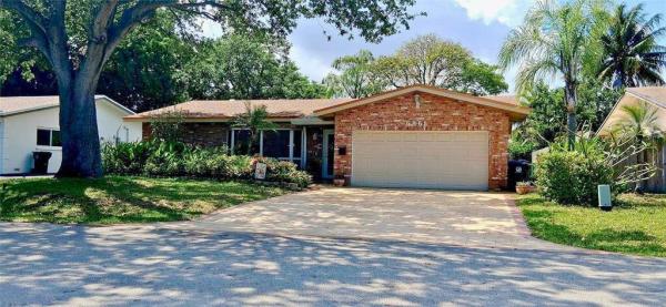 Palm-Aire Village, 6861 NW 32nd Ave, Fort Lauderdale, Florida 33309, image 1