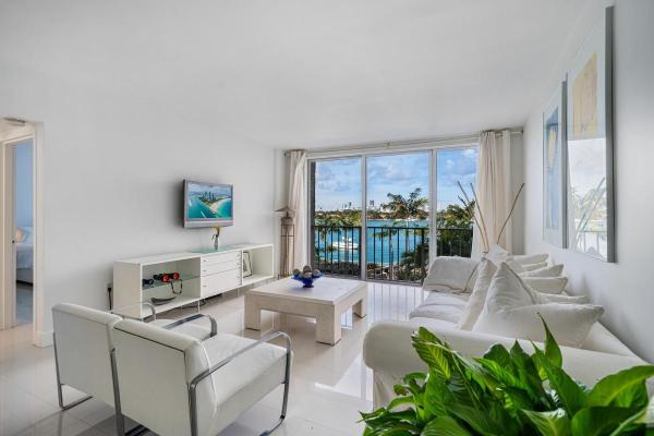 South Bay Club, 800 West Ave #431, Miami Beach, Florida 33139, image 1