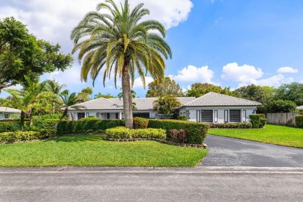 Coral Springs Country Club, 3001 NW 112th Ave, Coral Springs, Florida 33065, image 1
