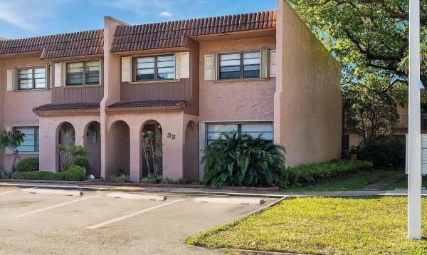 33 Matador Ln #8-21, Fort Lauderdale, Florida 33324, image 1